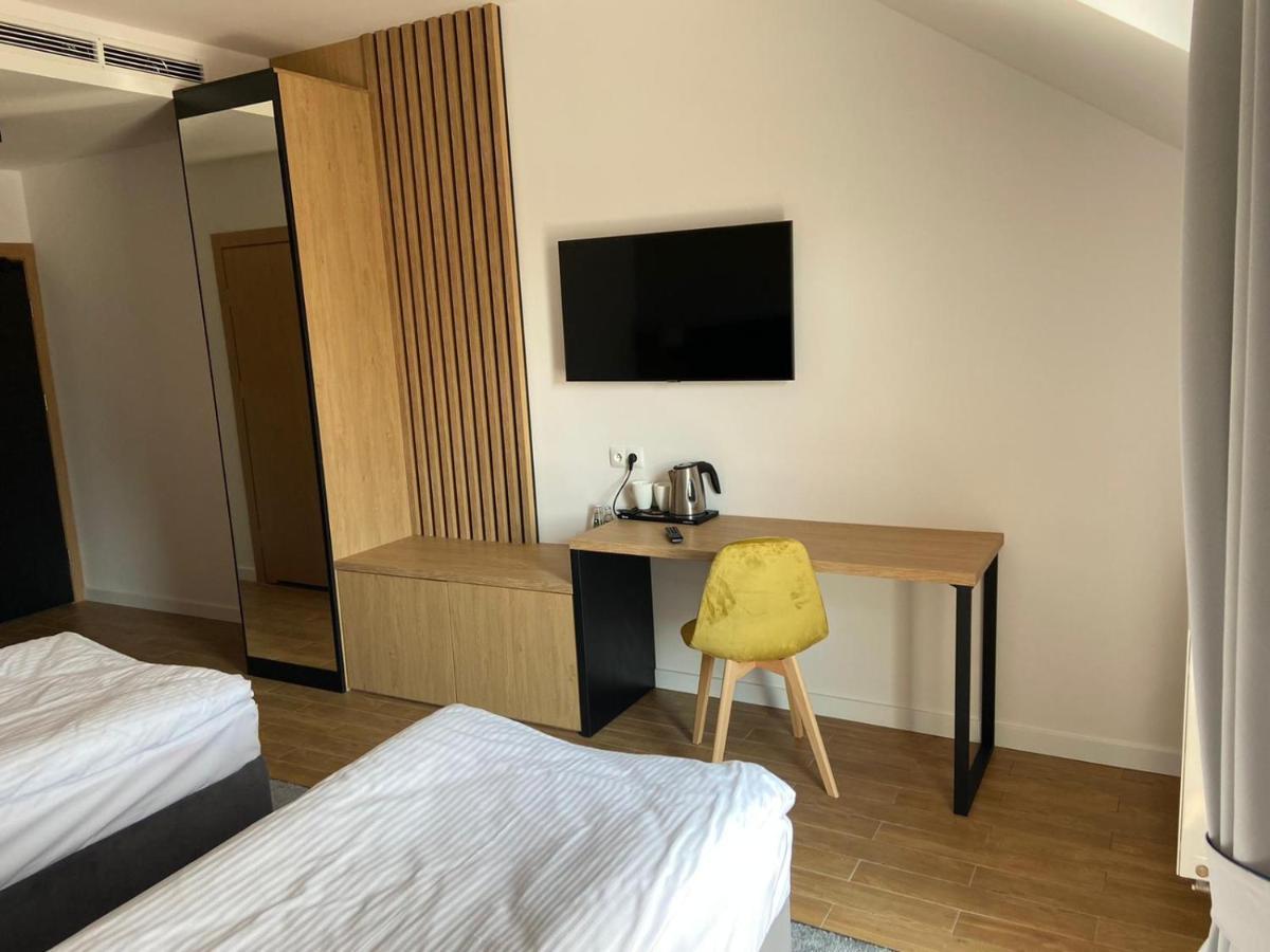 Hotel Sebory Przasnysz Extérieur photo