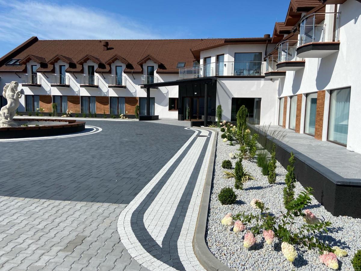Hotel Sebory Przasnysz Extérieur photo